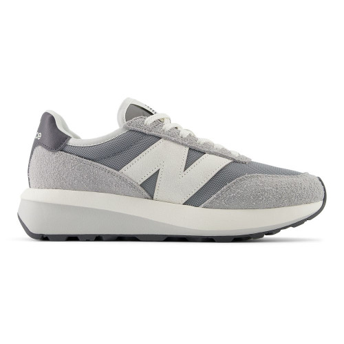 New Balance 370